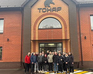 Учебная экскурсия студентов на машиностроительный завод «Тонар»